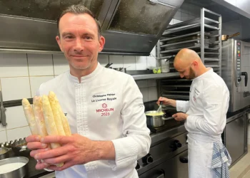 Étoilé depuis 2014, Christophe Poirier joue les terroirs normands par excellence. (© Jean-Luc Péchinot)