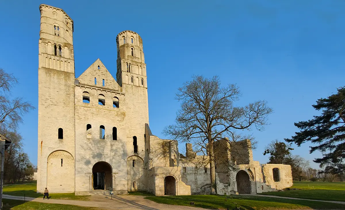 De la guerre de Cent Ans à la Révolution – Jumièges au temps des crises