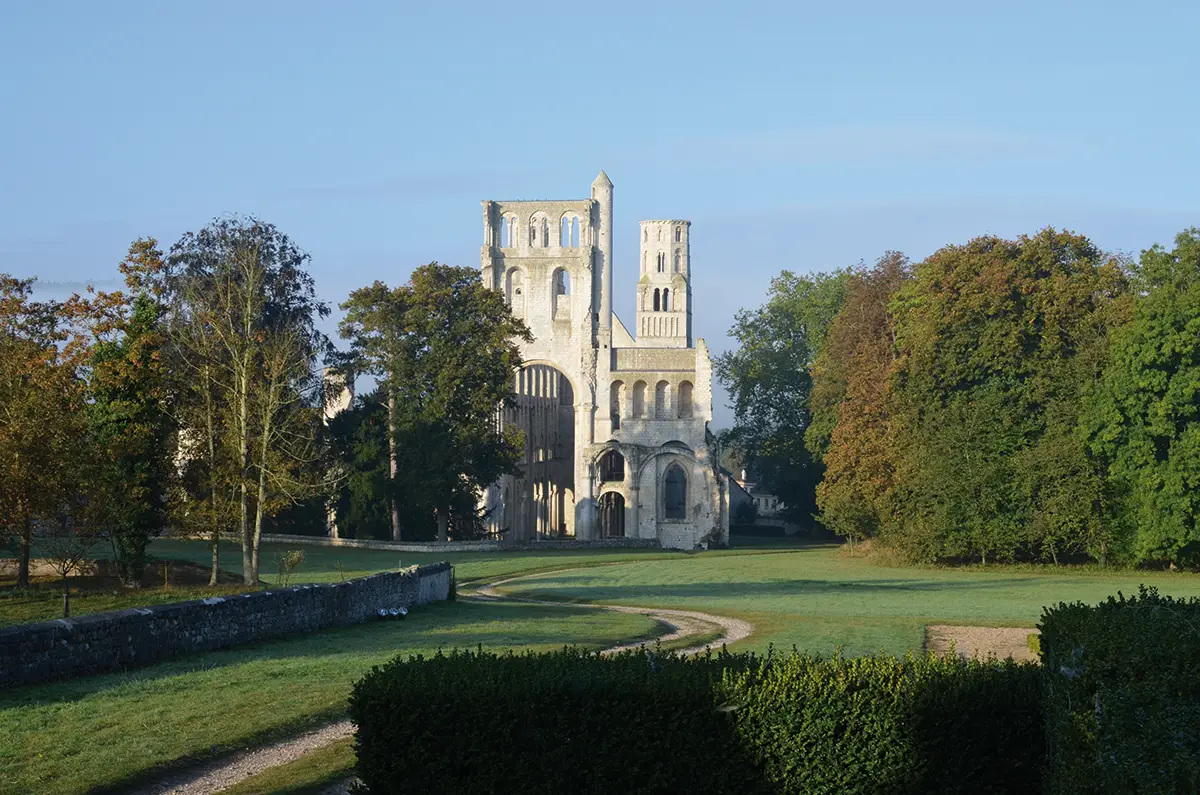 L’abbaye de Jumièges « admirables ruines »