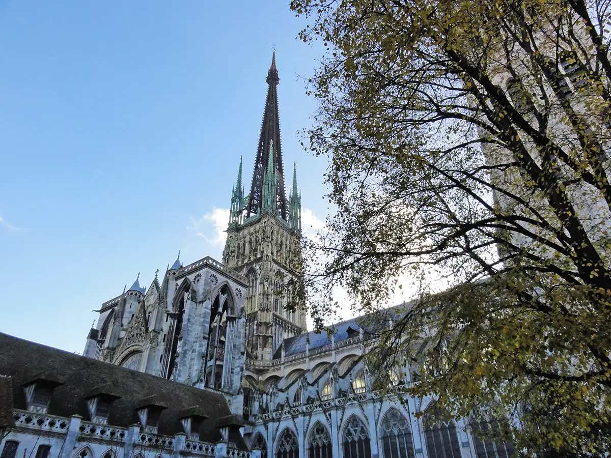 La flèche de Notre-Dame de Rouen : un destin exceptionnel