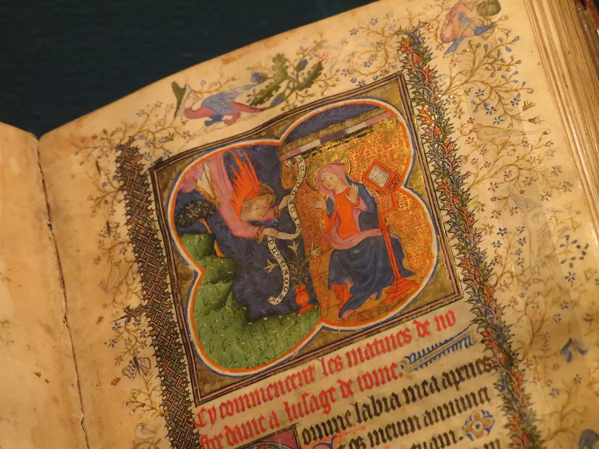 Le savoir-faire des enlumineurs – Artistes du fond des âges