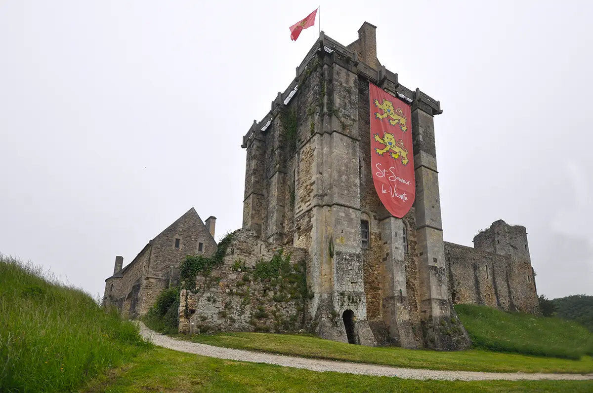 Le siège du château de Saint-Sauveur-le-Vicomte