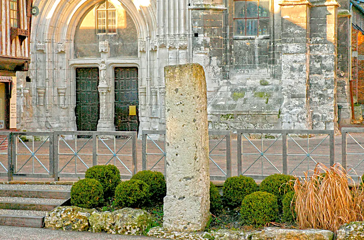 Une borne milliaire à Lillebonne