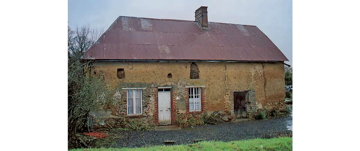 Photo d'une habitation caractéristique du monde rural actuel.