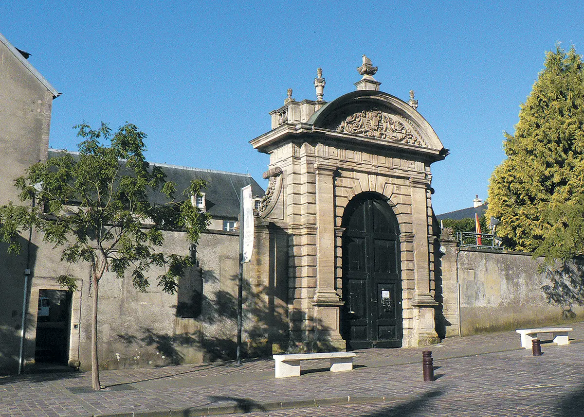 Bayeux : l’Hôtel du Doyen au cœur du quartier canonial