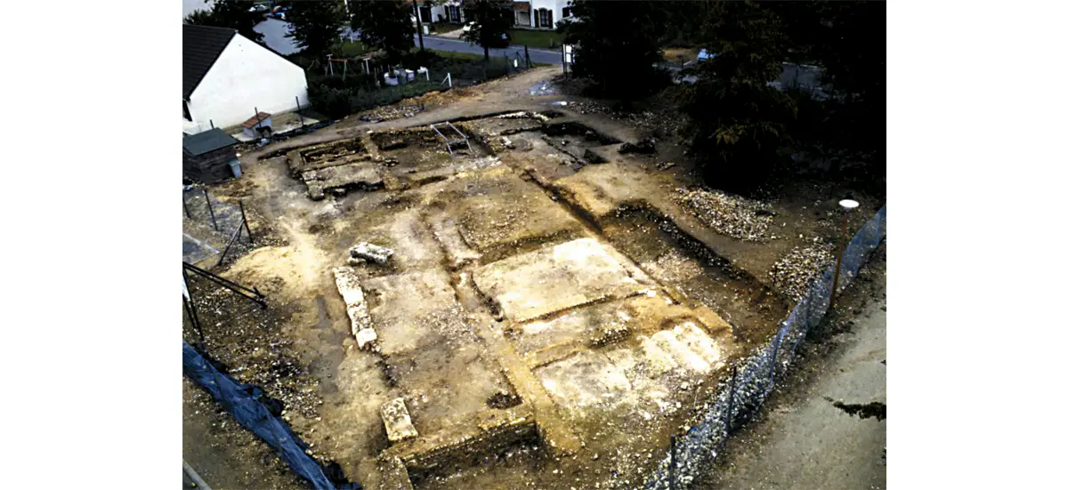 Photo de la vue générale des fouilles.