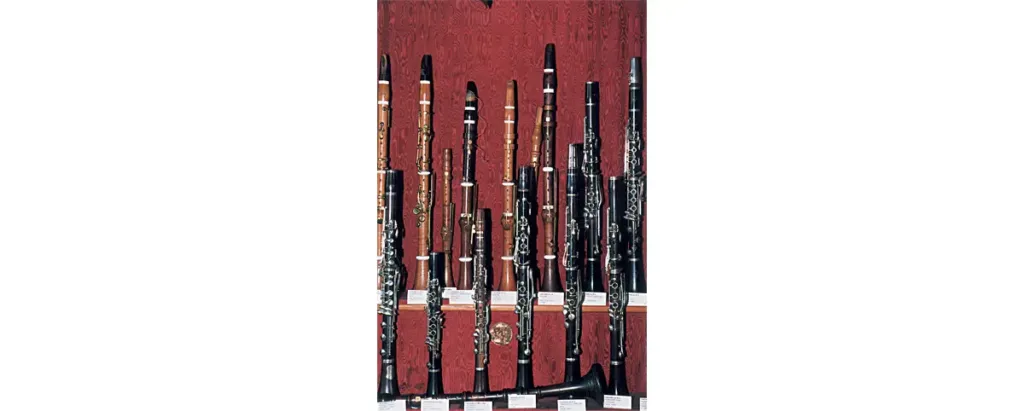 Musée de la Couture-Boussey. Variations de clarinettes.